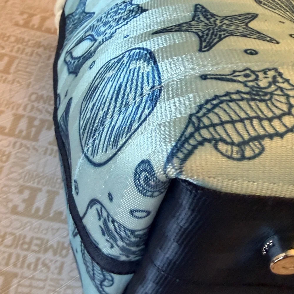 Harveys Seatbelt Seacycle Collection tote💙